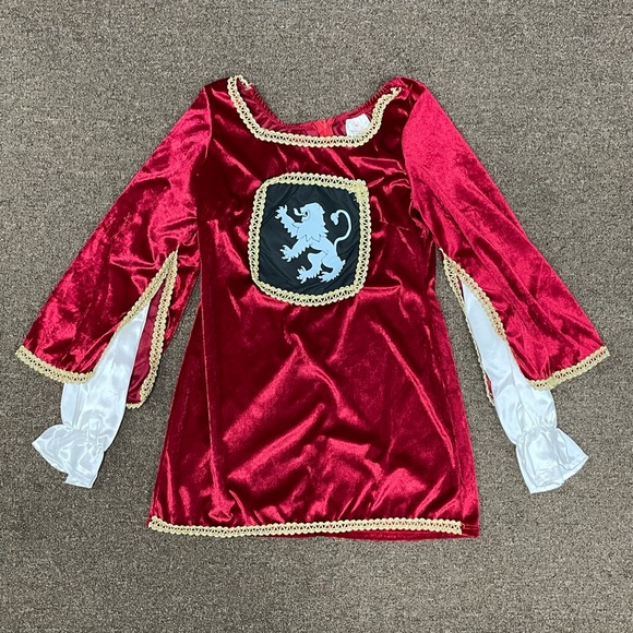 Musketeer Lady - Picture 4 of 6